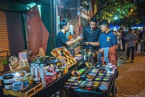 Pasar Karat JB Vendor
